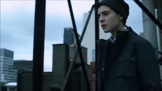 Gotham - 2x21 - Bruce asks Ivy Pepper where Selina is смотреть онлайн