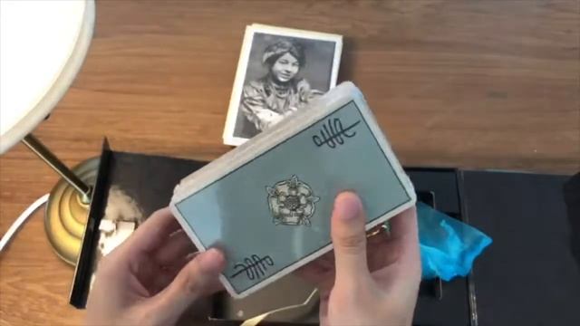 Review Tarot Rider Smith Commemorative Vs Centennial Tin Unboxing смотреть онлайн