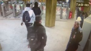 Данного инспектора СБ зовут Илья, сейчас он старший инспектор.