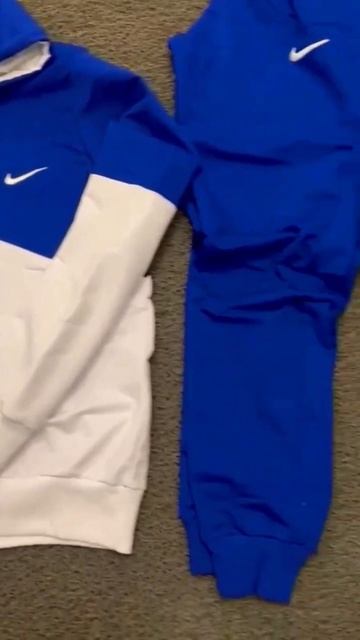 Спортивный костюм Nike✔ Цена - 3 499₽. смотреть онлайн