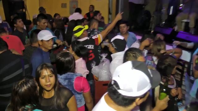 MIX KARICIA ...(D.R. ) - LOS CHICOS DE LA CUMBIA 2016 - FELIZ CUMPLEAÑOS CHIRINITOS "COQUITO" смотреть онлайн
