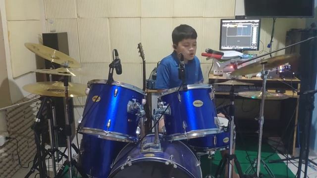 Kamen Rider W-W-B-X W Boiled Extreme Drum Cover By punpun смотреть онлайн