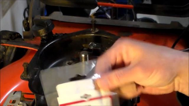 Husqvarna HU625AWD - Briggs 625EX Flywheel Removal/Oil Leak Repairs (Part 1)