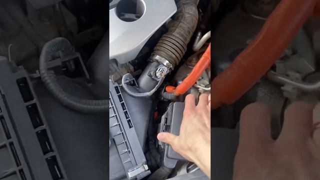 Q50 hibrid сел аккумулятор как прикурить, открыть багажник или завести смотреть онлайн