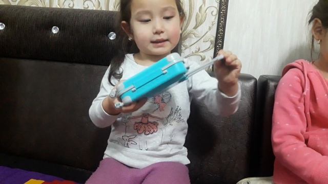 Обзор на наши игрушки!!!!!Сестры Салима и Сания😻😻😻 смотреть онлайн