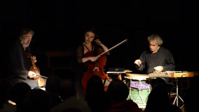Jordi Savall/Hermine Horiot/Dimitri Psonis, «Improvisation» HD lors du Festival 1001 Notes смотреть онлайн