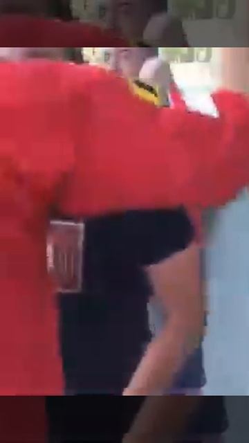 "Телега старая, колеса гнутые". Фанаты "Спартака" против Марии Командной смотреть онлайн