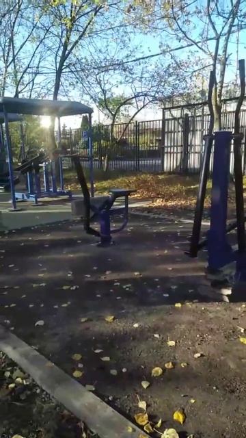 Уличные тренажеры Air Gym YT21 Орбитрек и Air Gym Райдер смотреть онлайн