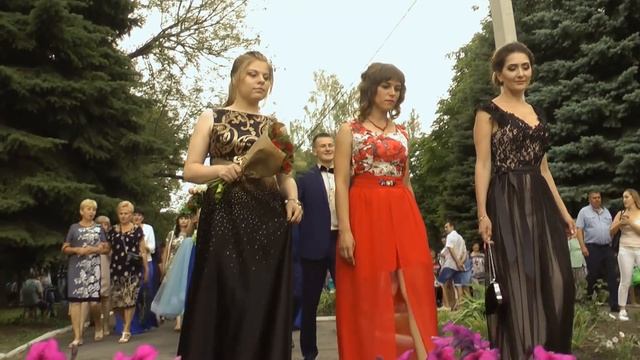 МЕЖЕВАЯ, АГРАРНЫЙ ЛИЦЕЙ. ВЫПУСКНОЙ 2018 смотреть онлайн