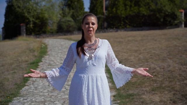 Виктория Мирина- Родно село (Official Video) Rodno selo смотреть онлайн