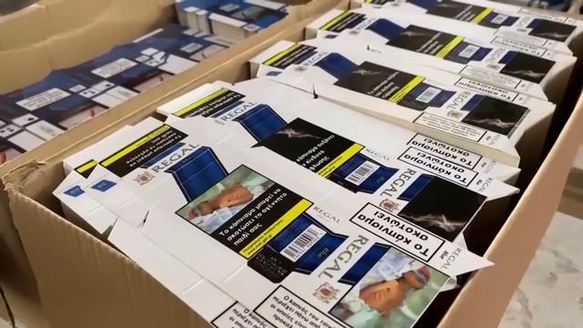 ZIGARETTEN-MAFIA IN NRW: Zoll Hebt Illegale Zigarettenfabrik Aus - Millionenschwerer Steuerschaden