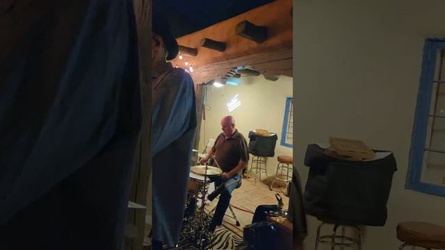 Big K and Blue Train at Casa Vieja смотреть онлайн