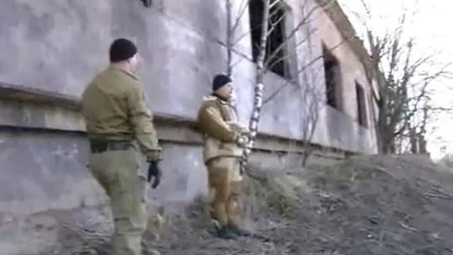 Штурм проникновение в помещения через окно второго этажа смотреть онлайн