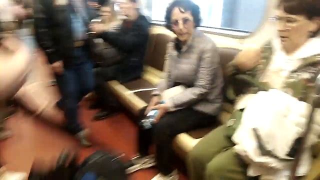 ЕЖ-3 ПРИБЫВАЕТ НА СТАНЦИЮ РИЖСКАЯ БКЛ. ПАРАД ПОЕЗДОВ. смотреть онлайн