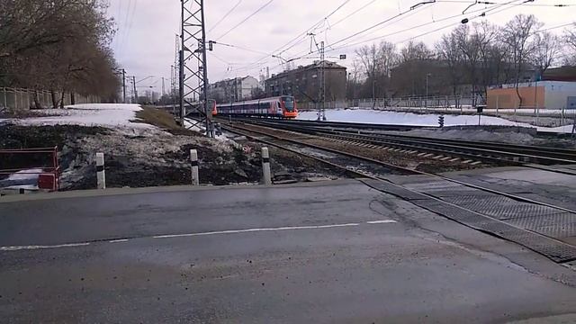 "Иволги" на переезде смотреть онлайн