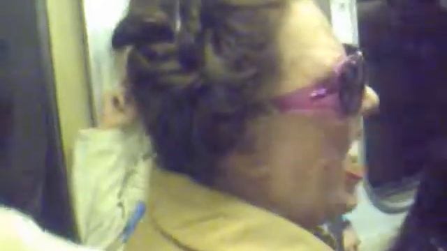 Red agitator in moscow subway смотреть онлайн