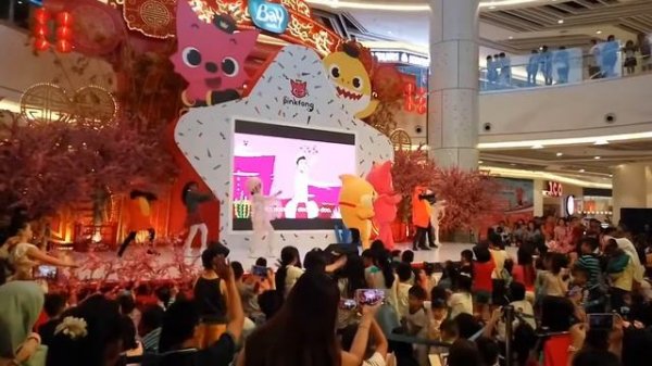 Pink Fong Ocean Adventures at Bay Walk Mall - 4