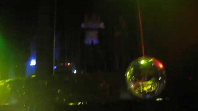 Peyton at Berlin club(Khabarovsk,Russia 30.05.09) смотреть онлайн