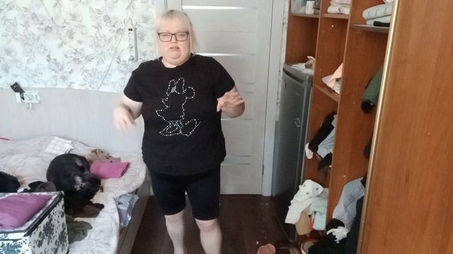 Расхламление часть1/переборка вещей/интересная находка смотреть онлайн