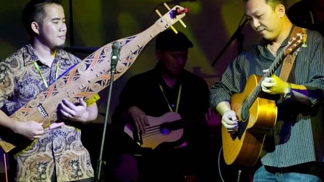 You Are All In My All hyms - Sape' instrument - by Pastor Hezekiah Asim смотреть онлайн