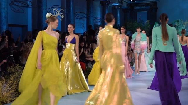 Celia KRITHARIOTI Paris Fashion Week Haute Couture 2024 смотреть онлайн