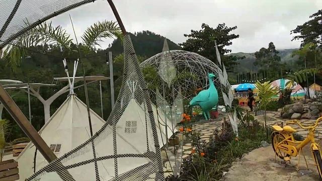 Mengunjungi "The River" Destinasi Wisata Baru di Malino смотреть онлайн