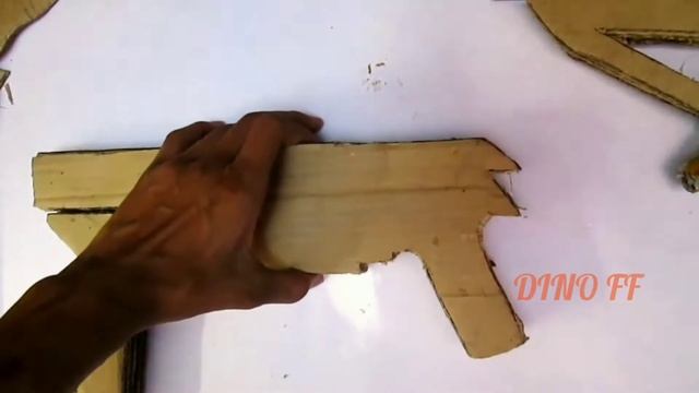 Made cobra Mp40 in real life from paper 😱😨. Free Fire смотреть онлайн