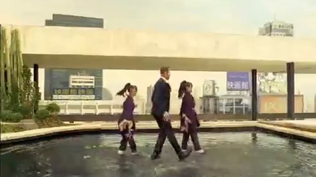 Lipton Ice Tea Ad Hugh Jackman Tokyo Dancing Hotel Extended version смотреть онлайн