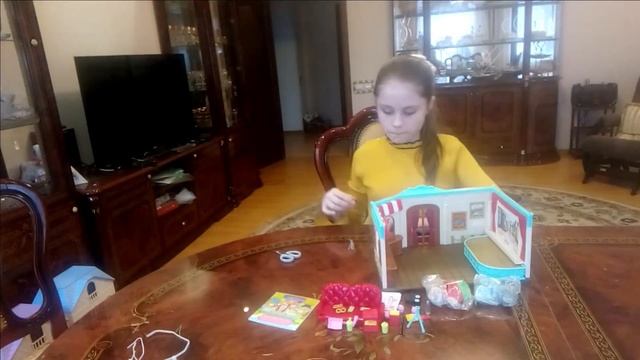 Li'l Woodzeez Театр с мебелью и аксессуарами Deluxe смотреть онлайн