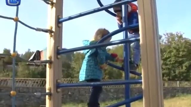 Помогите маленькой красавице Сонечке слышать!!!!! смотреть онлайн