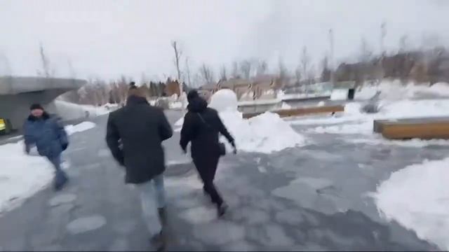 ЭКСКУРСИЯ | ИНГА ХОСРОЕВА | ВЕДЬМИНА ИЗБА смотреть онлайн
