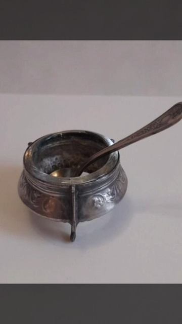 Продала на авито Солонка с ложечкой 7 юммет смотреть онлайн