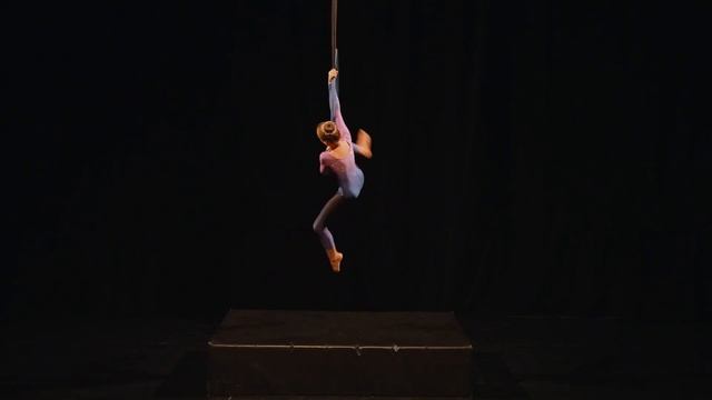 Laura Sznapka - Mistrovství ČR a SR v Aerial Sports 2021 смотреть онлайн
