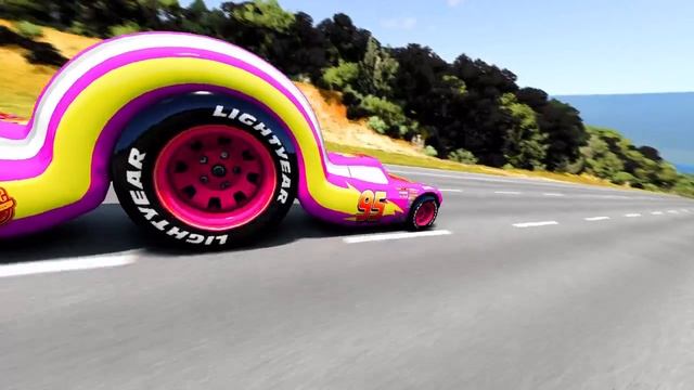 МУЛЬТИКИ ПРО МАШИНКИ МАККУИН ПРОХОДИТ ПРЕПЯСТВИЯ смотреть онлайн