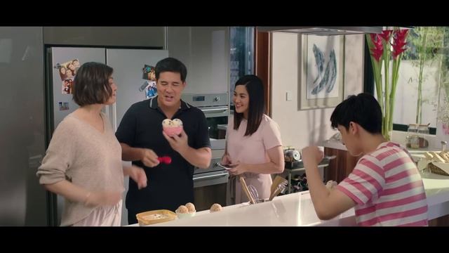 NEW Selecta 2-in-1 Ice Cream TVC with Aga Muhlach & Family смотреть онлайн