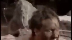 La niña en la piedra ( Película completa)
