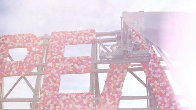 The Power of Art - R & R Studios смотреть онлайн