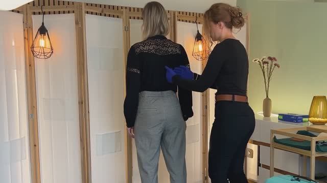 ASMR Самый Вежливый Досмотр Багажа: Удивительное Открытие Время Патдауна!