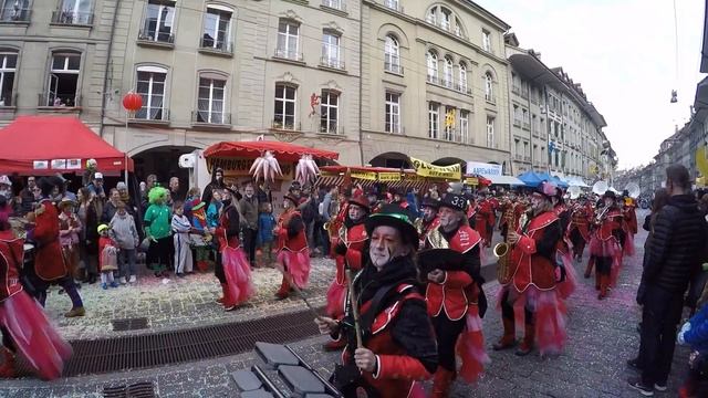 Bärner Fasnacht. Karneval.Карнавал Берн Швейцария 2017 смотреть онлайн