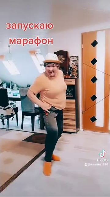 старенькая лошадь смотреть онлайн