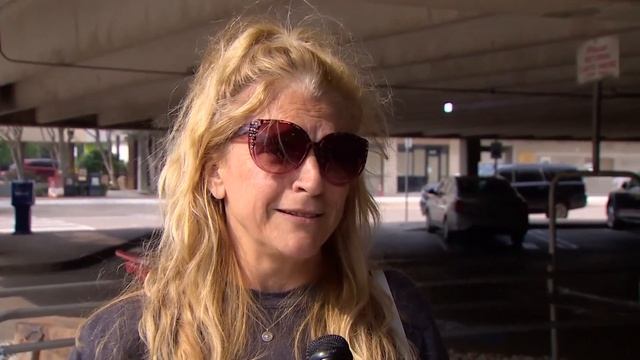 People feeling uneasy following shooting in parking garage, police searching for suspect смотреть онлайн