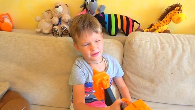 NERF и дорогой ГАДЖЕТ. НЕРФ 8+ смотреть онлайн