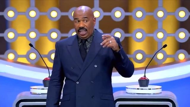 Family Feud Gets A little erotic смотреть онлайн