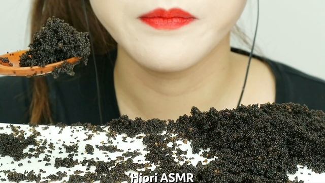ASMR BLACK FLYING FISH ROE EATING SOUND CRUNCHY REAL SOUND TOBIKO EGG смотреть онлайн