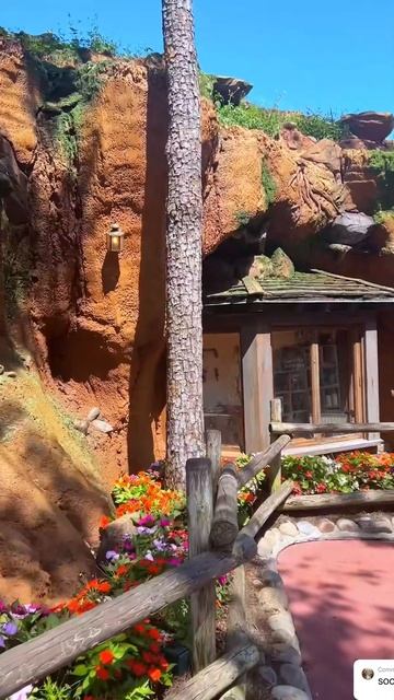 Tiana’s Bayou Adventure Opens SOON! 😵🐸 (New Ride Update @ Disney World) смотреть онлайн