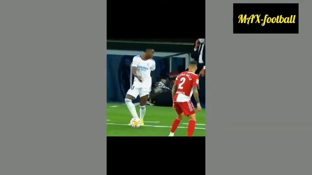 Лучшие футбольные финты смотреть онлайн