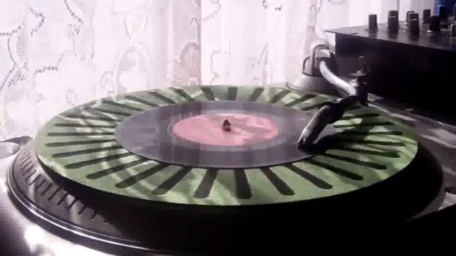John McLean - If I Give My Heart To You (Ariwa). смотреть онлайн