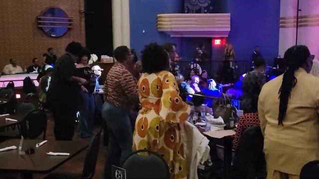 Shadz of Soul covers "Rock Steady" backed by The Unit Band at Bethesda Blues and Jazz. смотреть онлайн