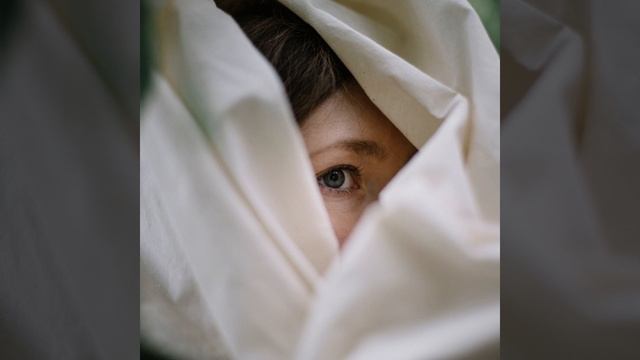 Look For the Blue Hoodie! Xx, M смотреть онлайн