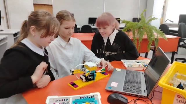 Lego-изобретение Манипулятор